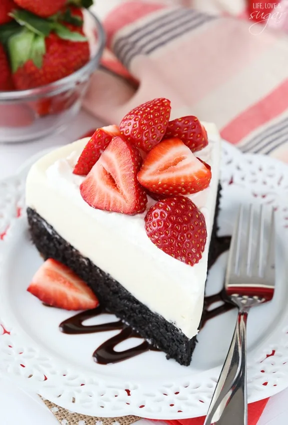 Strawberry-Brownie-Cheesecake