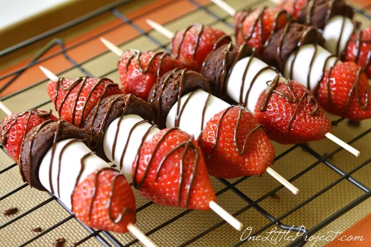 Strawberry-Brownie-Skewers