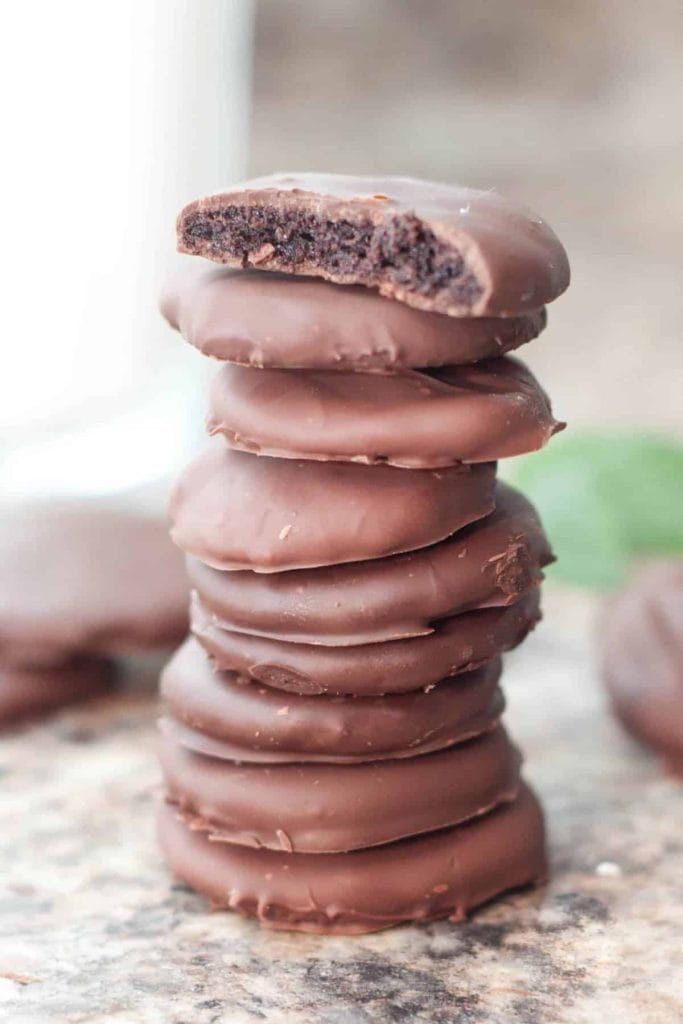 Stacked thin mint cookies on counter