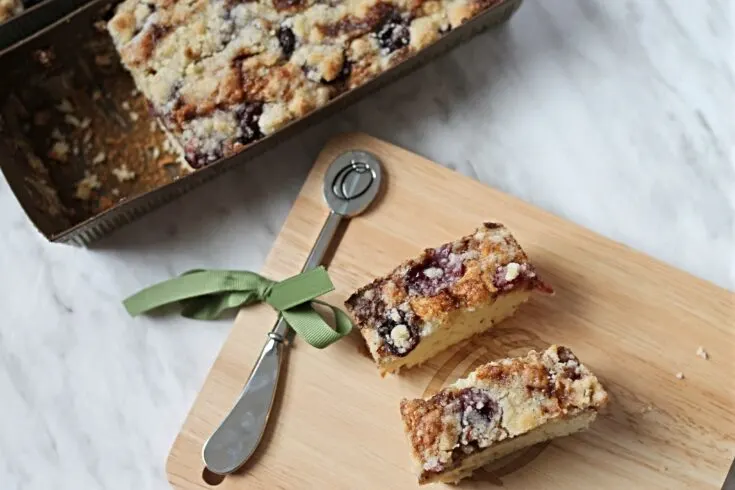 Cherry Coffee Cake with Crumb Topping