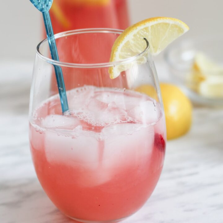 Delicious Homemade Rhubarb Lemonade Recipe